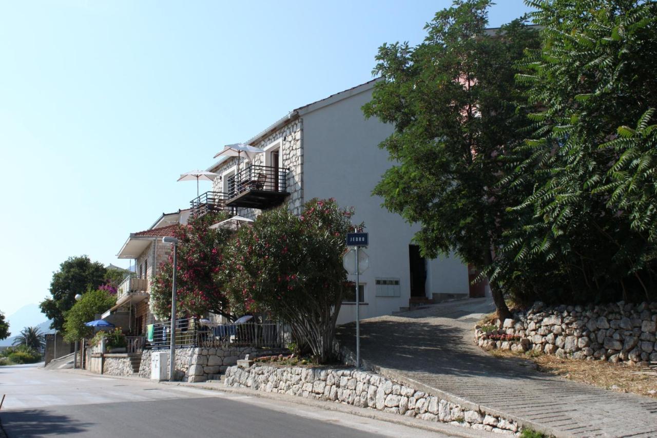 Apartments By The Sea Gradac, Makarska - 6661 Gradac  Exterior photo