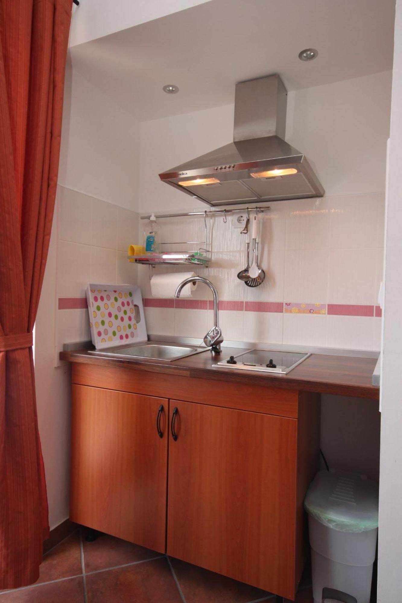 Apartments By The Sea Gradac, Makarska - 6661 Gradac  Room photo